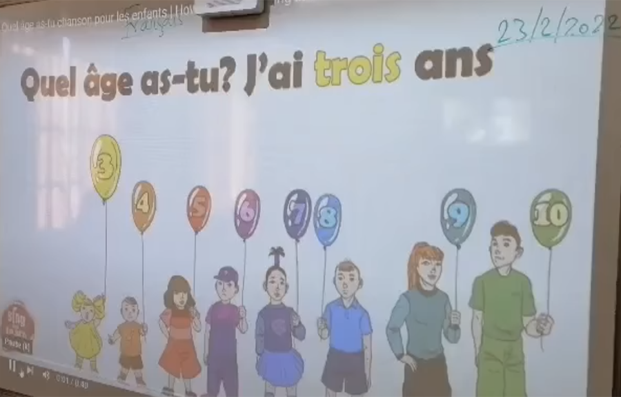 Apprendre le français en chantant